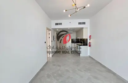 شقة - غرفة نوم - 2 حمامات للايجار في بن غاطي افنيو - الجداف - دبي شقة - غرفة نوم - 2 حمامات للايجار في بن غاطي افنيو - الجداف - دبي