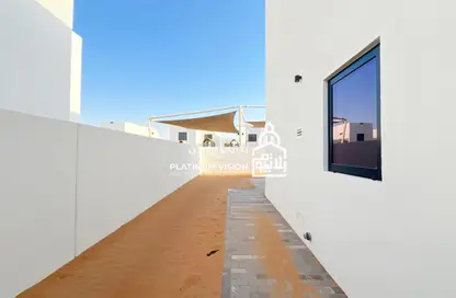 Villa - 4 Bedrooms - 5 Bathrooms for sale in Noya Viva - Noya - Yas Island - Abu Dhabi
