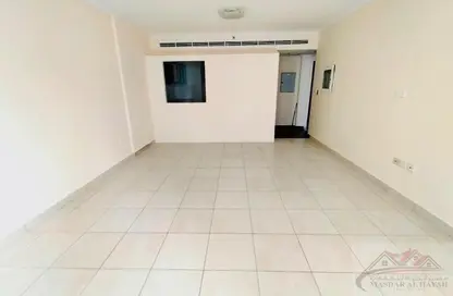 شقة - غرفة نوم - 2 حمامات للايجار في بناية مويليح 29 - مويلح - الشارقة