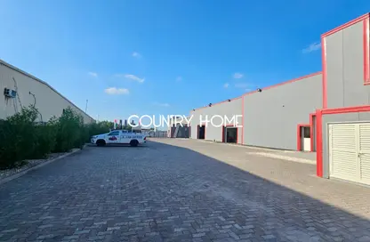 Warehouse - Studio - 3 Bathrooms for rent in Al Quoz Industrial Area 2 - Al Quoz Industrial Area - Al Quoz - Dubai
