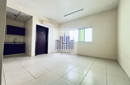 Apartment - Studio - 1 Bathroom for rent in Fire Station Road - Muwaileh - Sharjah