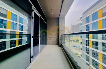 Apartment - 1 Bedroom - 2 Bathrooms for rent in Jumeirah Garden City - Al Satwa - Dubai