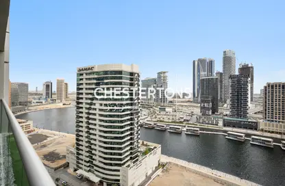 Apartment - 2 Bedrooms for rent in Vera Residences - Business Bay - Dubai