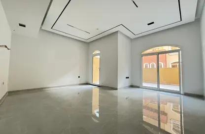 فيلا - 3 غرف نوم - 5 حمامات للايجار في مسكن الامير - قرية الجميرا سركل - دبي
