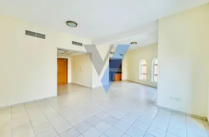 شقة - 2 غرف نوم - 3 حمامات للبيع في مبنى 108-137 - طراز حديث - ديسكفري غاردنز - دبي شقة - 2 غرف نوم - 3 حمامات للبيع في مبنى 108-137 - طراز حديث - ديسكفري غاردنز - دبي