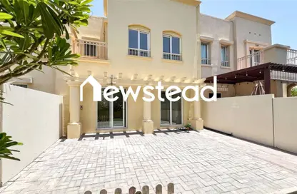 Villa - 2 Bedrooms - 3 Bathrooms for rent in Springs 5 - The Springs - Dubai