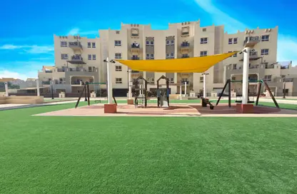 Apartment - 3 Bedrooms - 4 Bathrooms for sale in Al Thamam 03 - Al Thamam - Remraam - Dubai Land - Dubai