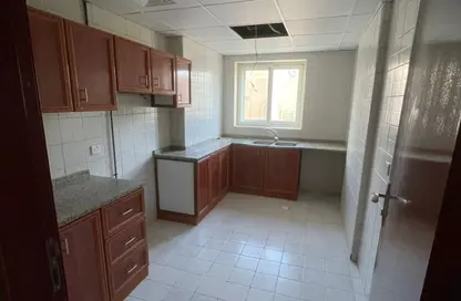 Apartment - 2 Bedrooms - 2 Bathrooms for rent in Al Mujarrah - Al Sharq - Sharjah