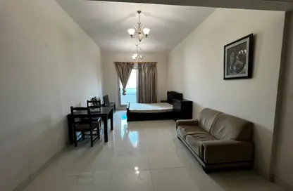 شقة - 1 حمام للايجار في مساكن النخبة الرياضية 10 - مساكن النخبة الرياضية - مدينة دبي الرياضية - دبي
