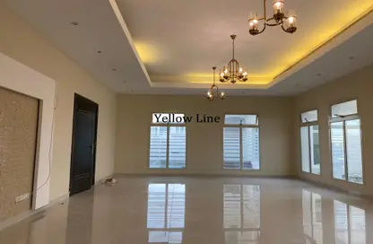 Empty Room image for: Villa - 4 Bedrooms - 6 Bathrooms for rent in Khalifa City B - Khalifa City - Abu Dhabi, Image 1