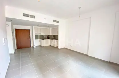 Apartment - 2 Bedrooms - 2 Bathrooms for rent in Zahra Breeze Apartments 3A - Zahra Breeze Apartments 3 - Zahra Breeze Apartments - Town Square - Dubai
