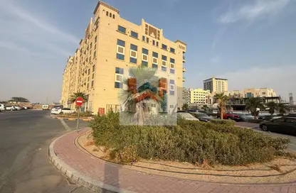 شقة - 2 غرف نوم - 3 حمامات للايجار في قرية الاميرة - الياسمين - عجمان