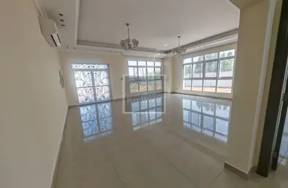 Villa - 5 Bedrooms - 5 Bathrooms for rent in Nad Al Sheba 2 - Nad Al Sheba - Dubai