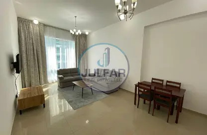 شقة - غرفة نوم - 2 حمامات للايجار في برج جلفار السكني - براج جلفار - النخيل - رأس الخيمة
