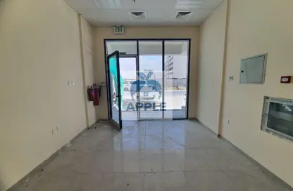 Shop - Studio - 1 Bathroom for rent in Al Zahia - Muwaileh Commercial - Sharjah