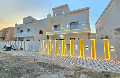 Villa - 5 Bedrooms - 7 Bathrooms for sale in Al Yasmeen 1 - Al Yasmeen - Ajman