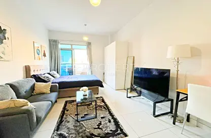 Apartment - Studio - 1 Bathroom for rent in Plazzo Heights - Jumeirah Village Circle - Dubai