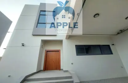 Villa - 4 Bedrooms - 6 Bathrooms for rent in Tilal City A - Tilal City - Sharjah