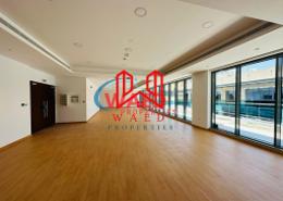 Empty Room image for: Apartment - 1 bedroom - 2 bathrooms for rent in Airport Road Area - Al Garhoud - Dubai, Image 1