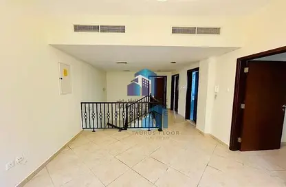 Villa - 3 Bedrooms - 4 Bathrooms for rent in Abu Hail Road - Abu Hail - Deira - Dubai
