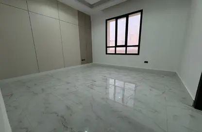 شقة - 1 حمام للايجار في مدينة الرياض - أبوظبي شقة - 1 حمام للايجار في مدينة الرياض - أبوظبي