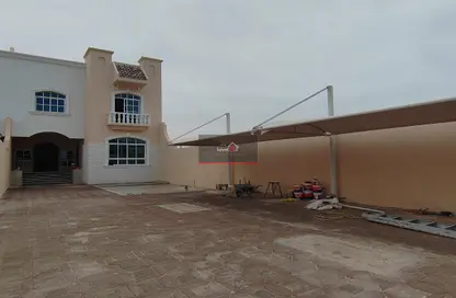 فيلا - 5 غرف نوم - 7 حمامات للايجار في مدينة شخبوط - أبوظبي