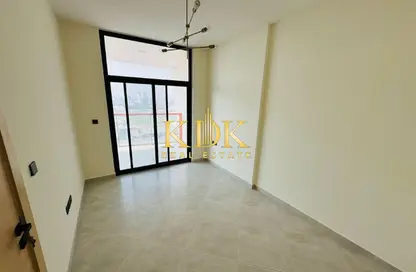 شقة - غرفة نوم - 2 حمامات للبيع في بن غاطي افنيو - الجداف - دبي