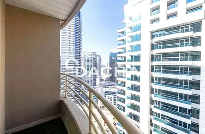 Apartment - 3 Bedrooms - 3 Bathrooms for sale in Manchester Tower - Dubai Marina - Dubai