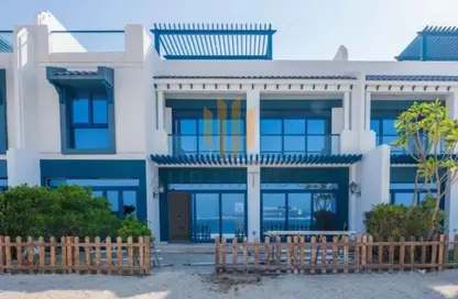 Villa - 5 Bedrooms - 6 Bathrooms for rent in Palma Residences - Palm Jumeirah - Dubai