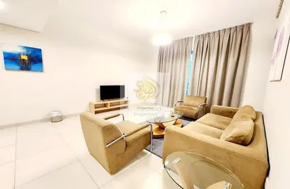 Apartment - 1 Bedroom - 2 Bathrooms for rent in Jumeirah Garden City - Al Satwa - Dubai