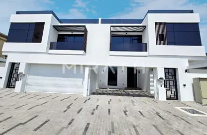 Villa - 6 Bedrooms - 7 Bathrooms for rent in Jumeirah 1 Villas - Jumeirah 1 - Jumeirah - Dubai