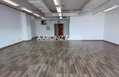 مكتب - استوديو للايجار في صبحة زفير - الخليج التجاري - دبي