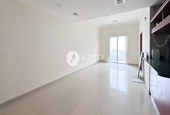 Apartment - 2 Bedrooms - 1 Bathroom for rent in Orchidea Building - Jumeirah Village Circle - Dubai