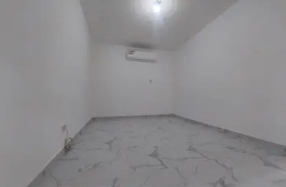 Apartment - 1 Bedroom - 1 Bathroom for rent in Hadbat Al Zafranah - Muroor Area - Abu Dhabi