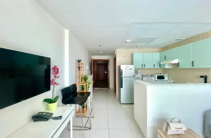 Apartment - Studio - 1 Bathroom for rent in Marina View Tower A - Marina View - Dubai Marina - Dubai