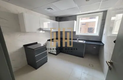 Apartment - 1 Bedroom - 2 Bathrooms for rent in UOS - Muwaileh Commercial - Sharjah