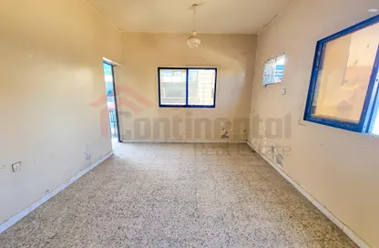 Apartment - 2 Bedrooms - 2 Bathrooms for rent in Um Altaraffa - Al Gharb - Sharjah