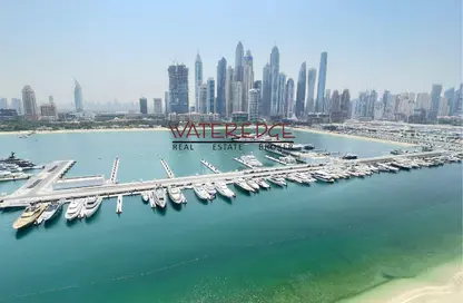 Apartment - 3 Bedrooms - 3 Bathrooms for rent in Palace Beach Residence - EMAAR Beachfront - Dubai Harbour - Dubai