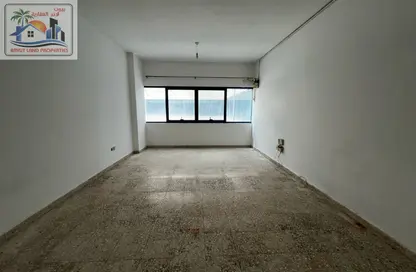Apartment - Studio - 1 Bathroom for rent in Al Nabaa Building - Al Naba'ah - Al Sharq - Sharjah