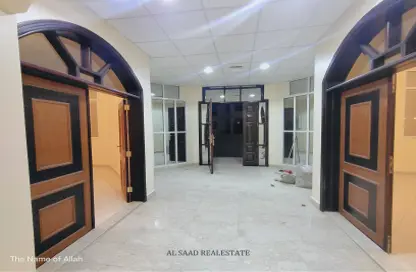 Reception / Lobby image for: Villa - 5 Bedrooms - 7 Bathrooms for rent in Al Mnaizlah - Falaj Hazzaa - Al Ain, Image 1
