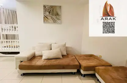 Apartment - 3 Bedrooms - 4 Bathrooms for rent in Al Dewan Towers - Al Nakhil 2 - Al Nakhil - Ajman