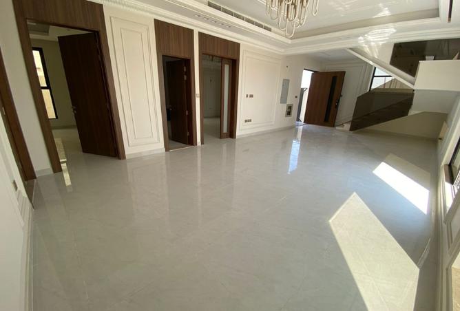 15391100 - Property Image 2