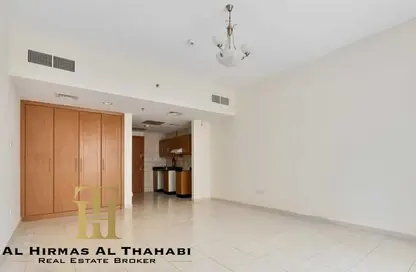 Apartment - 5 Bedrooms - 1 Bathroom for rent in Tuscan Residences - Jumeirah Village Circle - Dubai