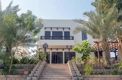 Villa - 4 Bedrooms - 5 Bathrooms for sale in Garden Homes Frond P - Garden Homes - Palm Jumeirah - Dubai