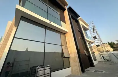 فيلا - 5 غرف نوم - 6 حمامات للبيع في القوز 1 - القوز - دبي