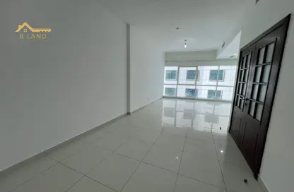 Apartment - 2 Bedrooms - 3 Bathrooms for rent in Al Khan Corniche - Al Khan - Sharjah