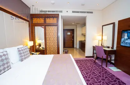 Hotel  and  Hotel Apartment - Studio - 1 Bathroom for rent in Royal Continental Suites - Business Bay - Dubai