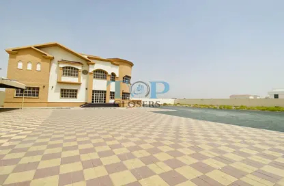 فيلا - 8 غرف نوم - 8 حمامات للايجار في الشعيبة - الروضة الشرقية - العين