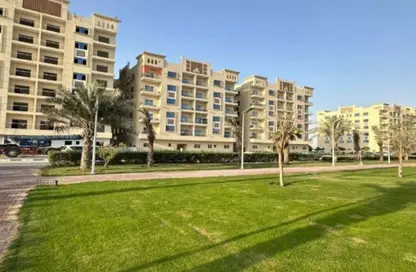 شقة - 1 حمام للبيع في قرية الاميرة - الياسمين - عجمان