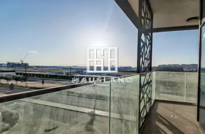 Apartment - 2 Bedrooms - 2 Bathrooms for sale in The Gate - Masdar City - Abu Dhabi